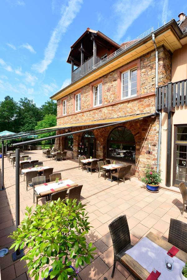 Hotel Neugebauer Am Rheinsteig Geisenheim Exterior foto