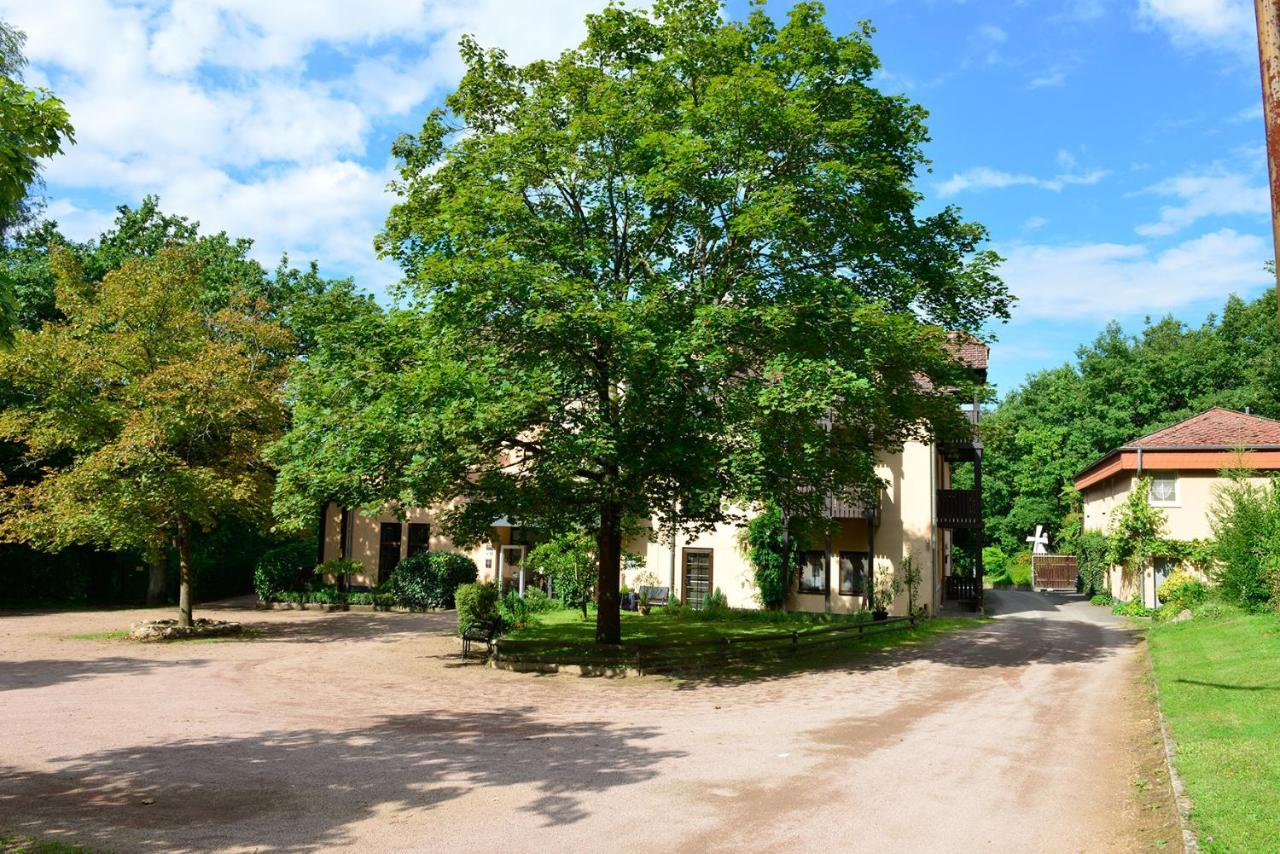Hotel Neugebauer Am Rheinsteig Geisenheim Exterior foto